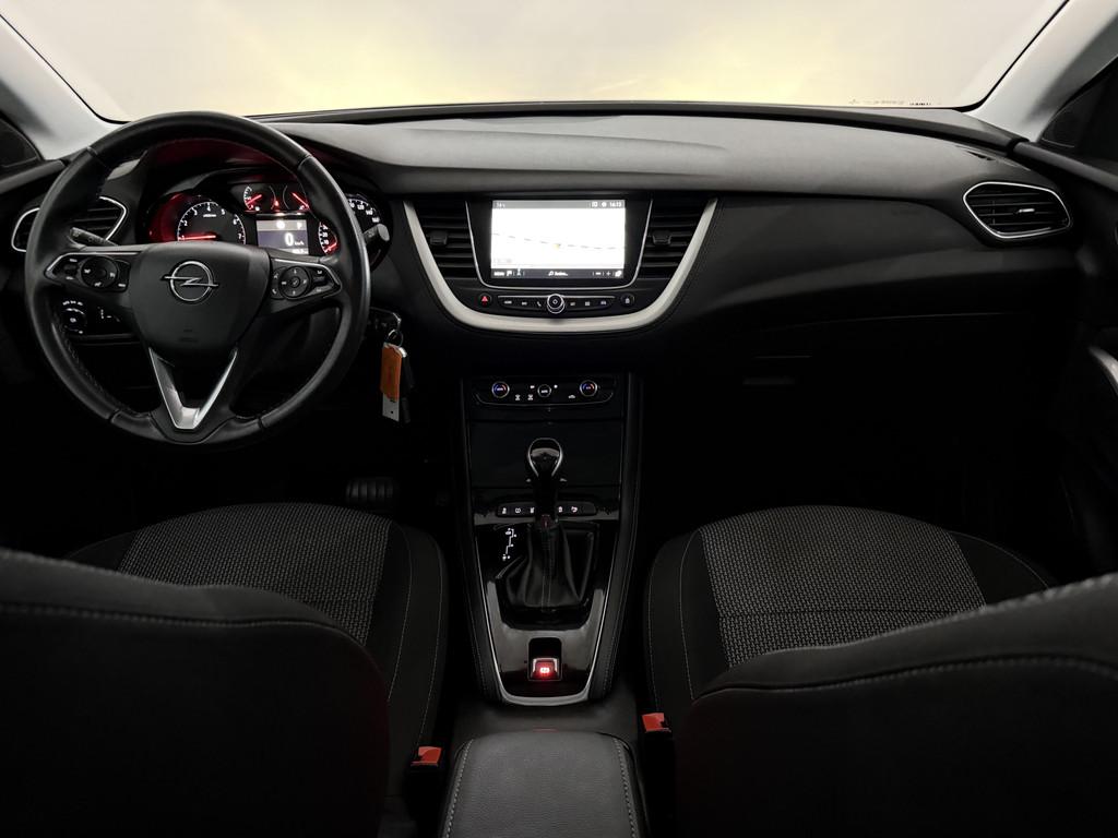 Opel Grandland X 1.2 Turbo Edition Panoramadak, Parkeersenso, Lane Keeping Assist, Stof, Gebruikt, 1199 cc