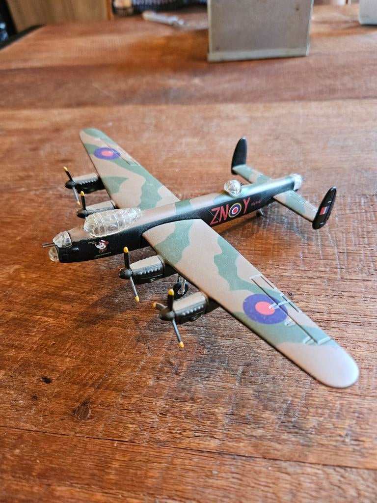 Metalen Diecast Lancaster Vliegtuig Model, Overige merken, 1:72 tot 1:144, Gebruikt, Ophalen of Verzenden