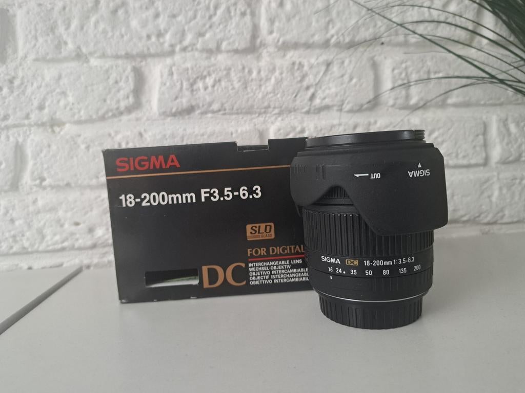 Sigma 18-200mm F3.5-6.3 DC lens, Ophalen, Nieuw, Telelens