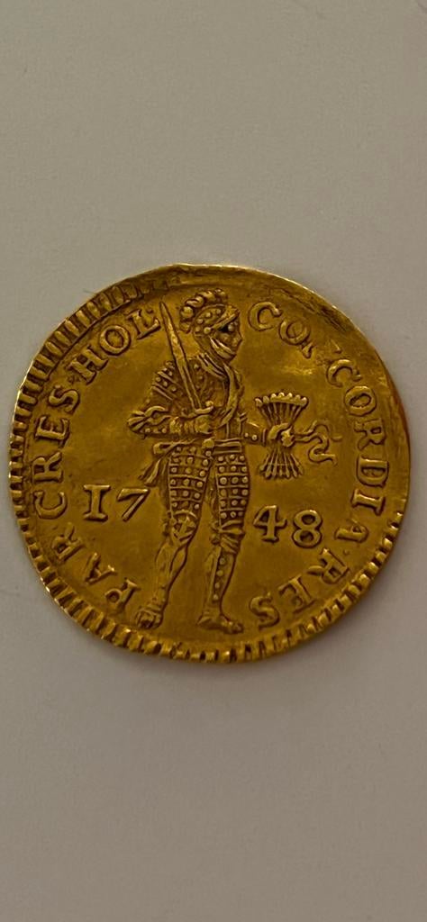 Gouden zeldzame dukaat geslagen in het jaar 1748, Postzegels en Munten, Munten | Nederland, Ophalen of Verzenden, Vóór koninkrijk