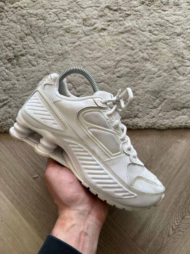 Nike shox “triple white” 38, Kleding | Dames, Ophalen of Verzenden, Zo goed als nieuw, Wit, Sneakers of Gympen