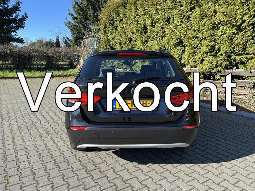 BMW X1 sDrive18i Executive Automaat, PDC, climate, cruise, a, Auto's, BMW, Euro 5, Achterwielaandrijving, Zwart, 4 cilinders