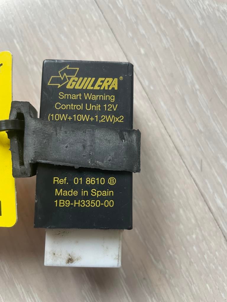 Knipperlicht Relais Yamaha YP250r X-Max 2005-2009 1B9H335000, Motoren, Verzenden