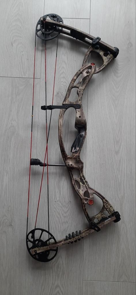hele mooie Hoyt Rampage RH 40/50 pond 34 Inch in Camoflage, Ophalen of Verzenden, Zo goed als nieuw, Compoundboog