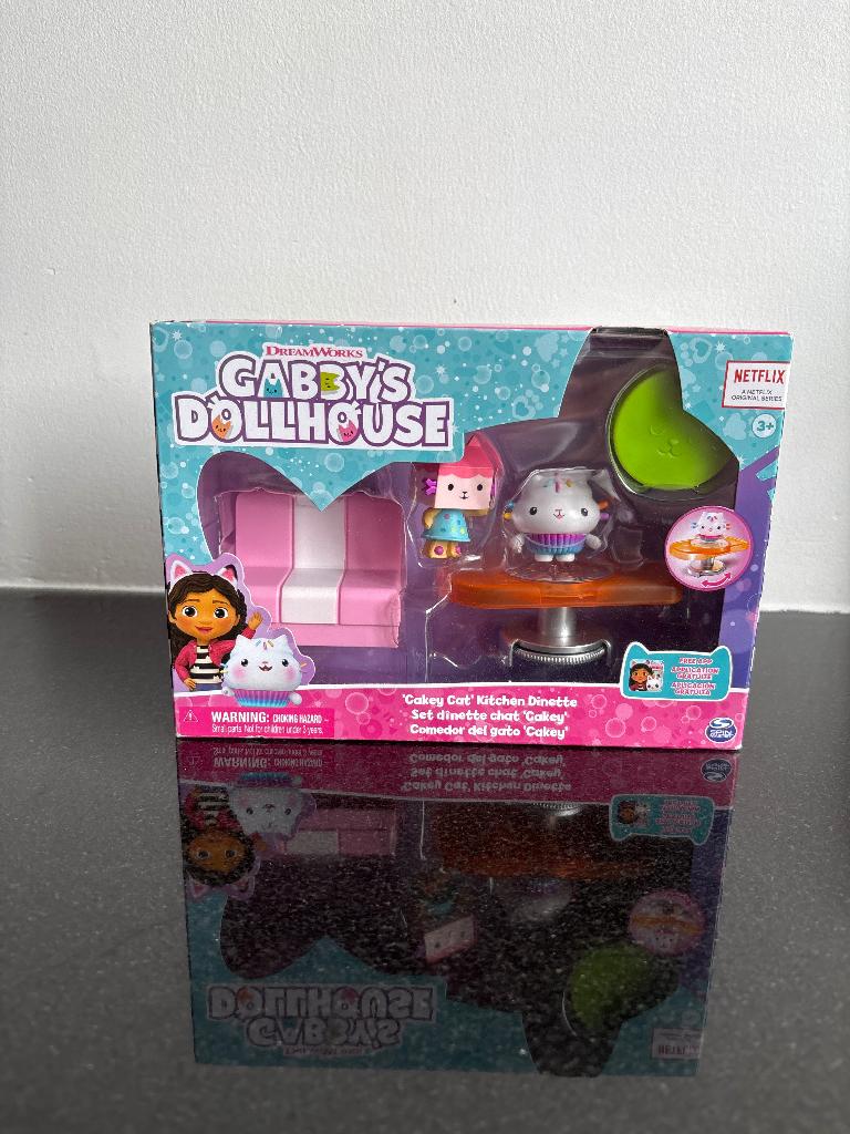 Gabby’s Dollhouse ‘Cakey Cat’ Kitchen Dinette set (NIEUW), Ophalen, Nieuw, Overige typen