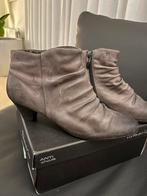 TAMARIS taupe leren laarsje met stabiel hakje, Kleding | Dames, Schoenen, Tamaris, Bruin, Lage of Enkellaarzen, Ophalen of Verzenden