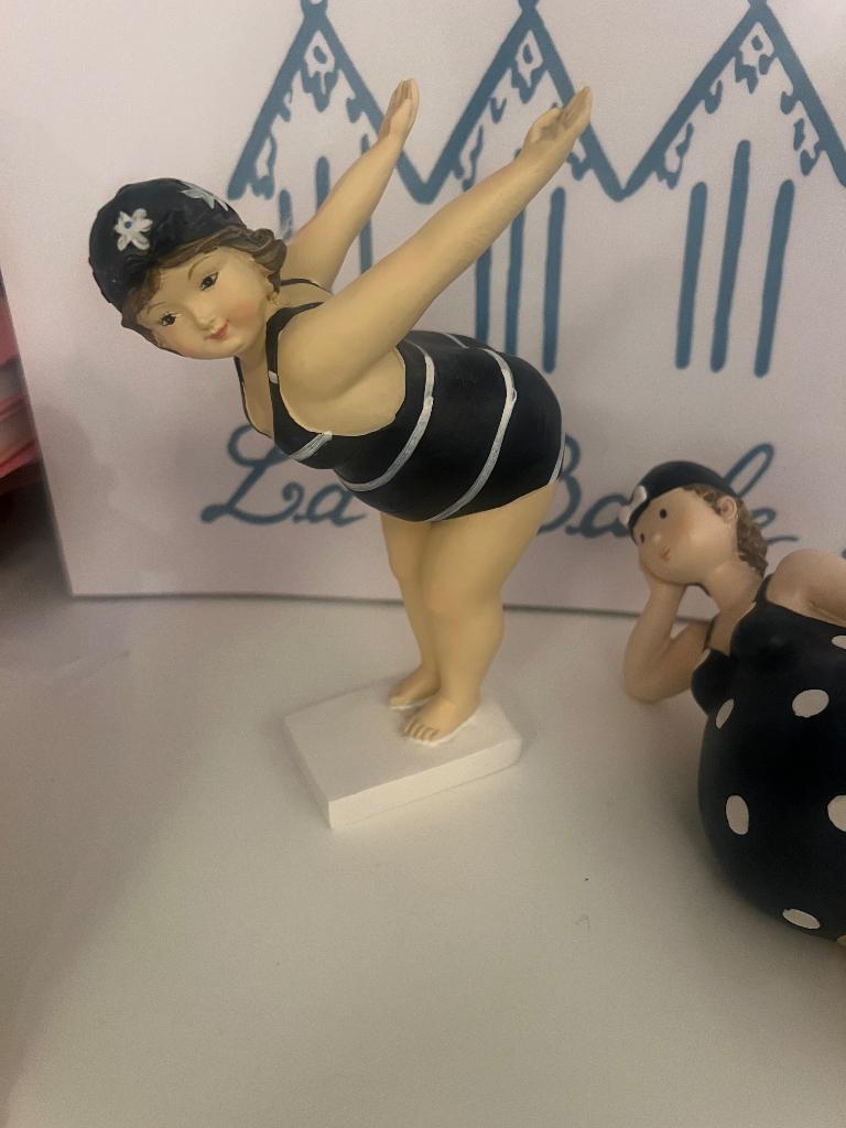 Leuk beeldje dame, Blauw, Minder dan 20 cm, Ophalen of Verzenden, Beeld