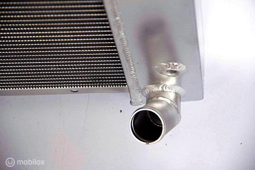 Radiateur+2 fans CHEVY Corvette C3 V8 Auto 1977-82 78 79 80, Auto-onderdelen, Motor en Toebehoren, Nieuw, Ophalen of Verzenden