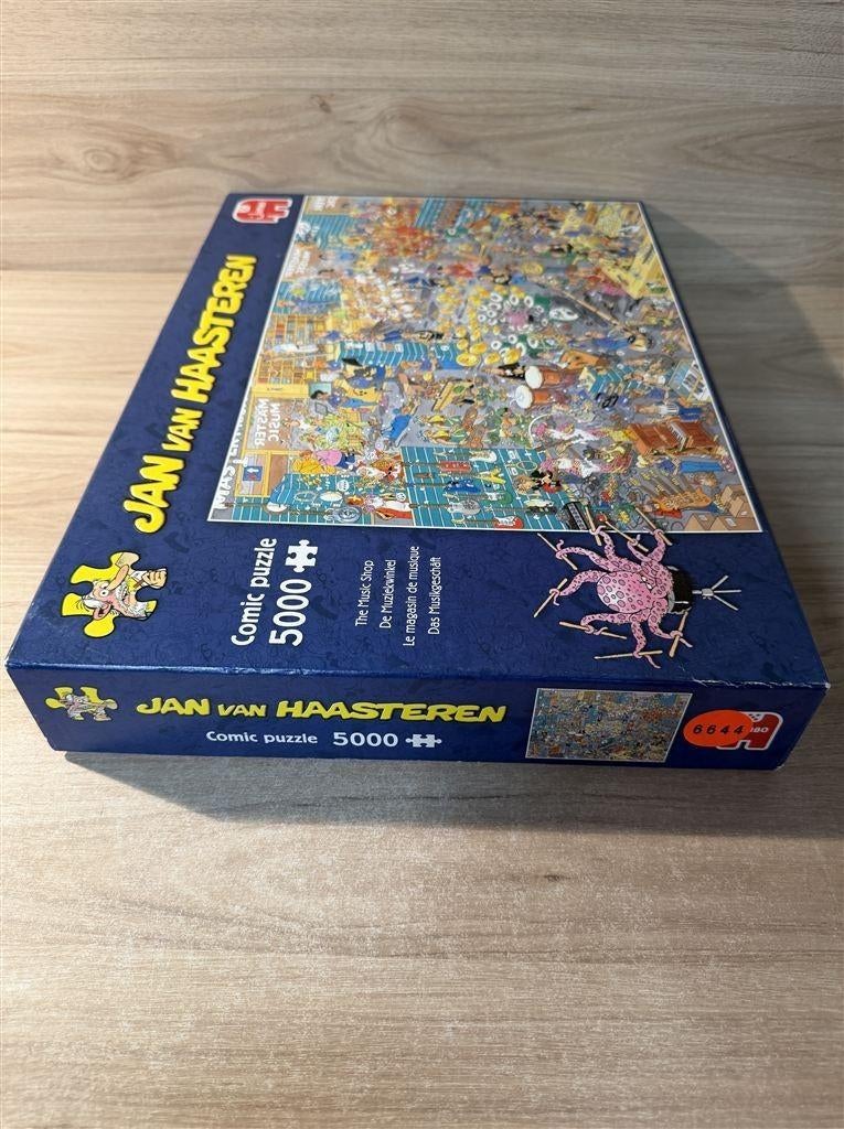 Jan van Haasteren - de muziek winkel - 5000 stuks - s6644, Hobby en Vrije tijd, Denksport en Puzzels, Ophalen of Verzenden, 500 t/m 1500 stukjes