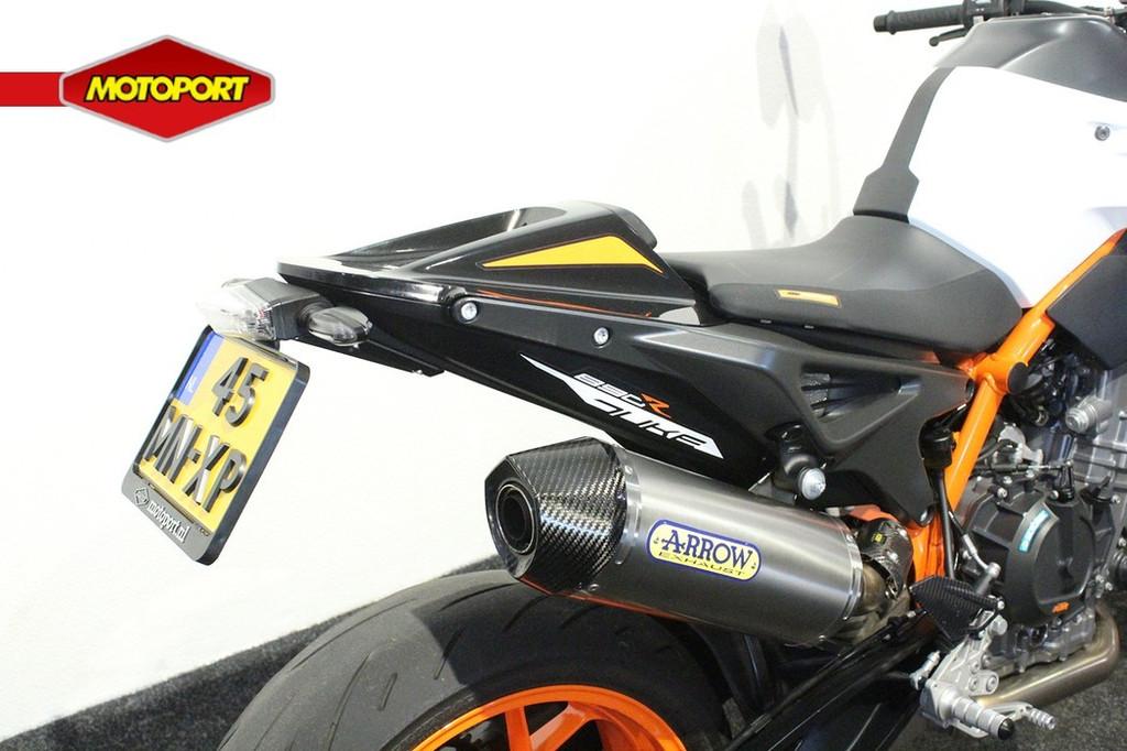 KTM 890 DUKE R (bj 2021), Bedrijf, Naked bike
