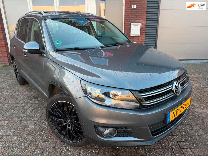 Volkswagen Tiguan 1.4 TSI R-Line Edition / Leder / Pano / Na, Auto's, Volkswagen, Bedrijf, Te koop, Tiguan, ABS, Achteruitrijcamera