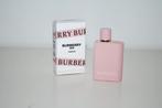 Miniatuur Burberry Her Parfum, Verzamelen, Parfumverzamelingen, Ophalen of Verzenden, Zo goed als nieuw, Miniatuur, Gevuld