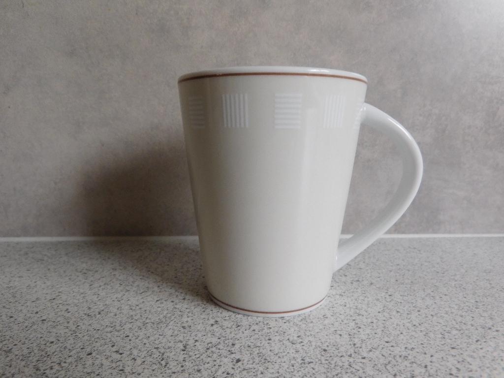 Mok Sahara Art & Design, Huis en Inrichting, Ophalen of Verzenden, Zo goed als nieuw, Overige stijlen, Kop(pen) en/of Schotel(s)