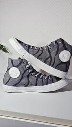 Restyled Converse All Star High Tops EU40, Converse, Ophalen of Verzenden, Schoenen met hoge hakken, Grijs