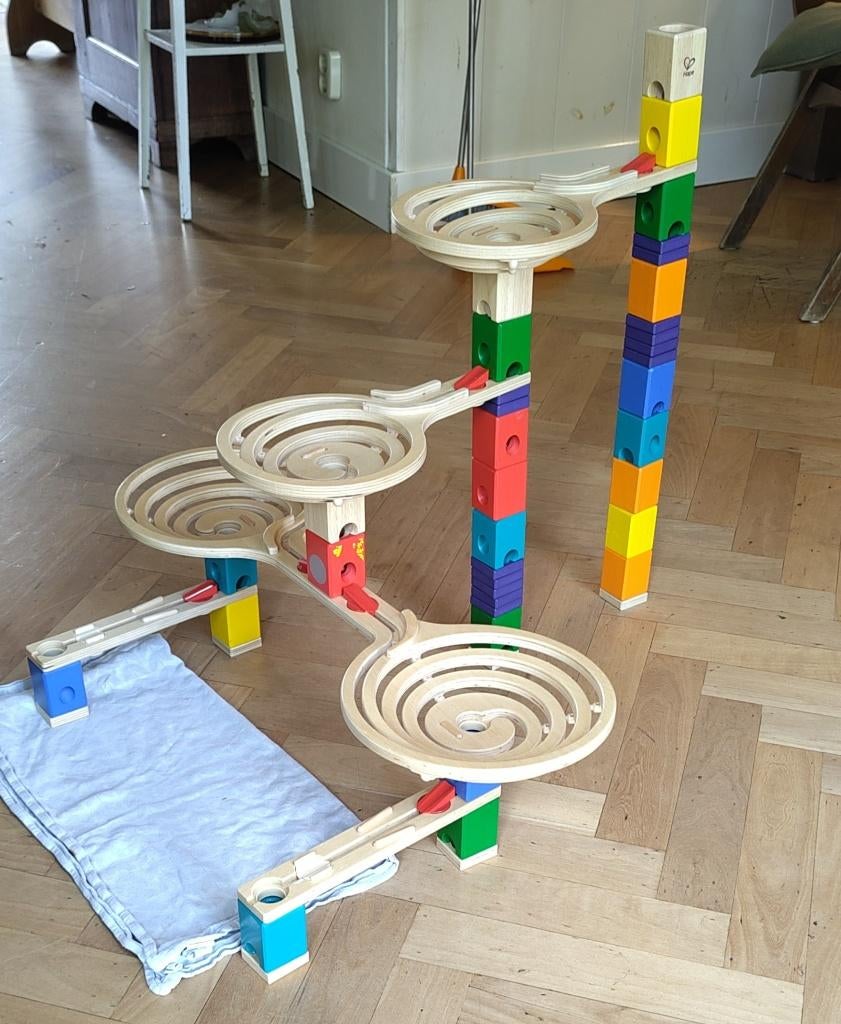 Quadrilla Vertigo knikkerbaan + dubbele spiraal | compleet, Kinderen en Baby's, Speelgoed | Houten speelgoed, Ophalen of Verzenden