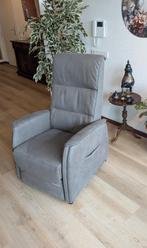 relaxfauteuil met sta-op functie in nieuwstaat, 75 tot 100 cm, Ophalen of Verzenden, Zo goed als nieuw, Leer