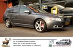 Volvo V70 2.0T 203 pk Aut. R-Edition, Leer, Xenon, Trekhaak, Euro 5, Zwart, 4 cilinders, Navigatiesysteem