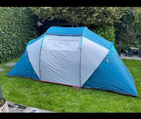 4-persoons tent met 2 cabines en tussenruimte, Caravans en Kamperen, Tenten, Ophalen of Verzenden, Zo goed als nieuw, Tot en met 4