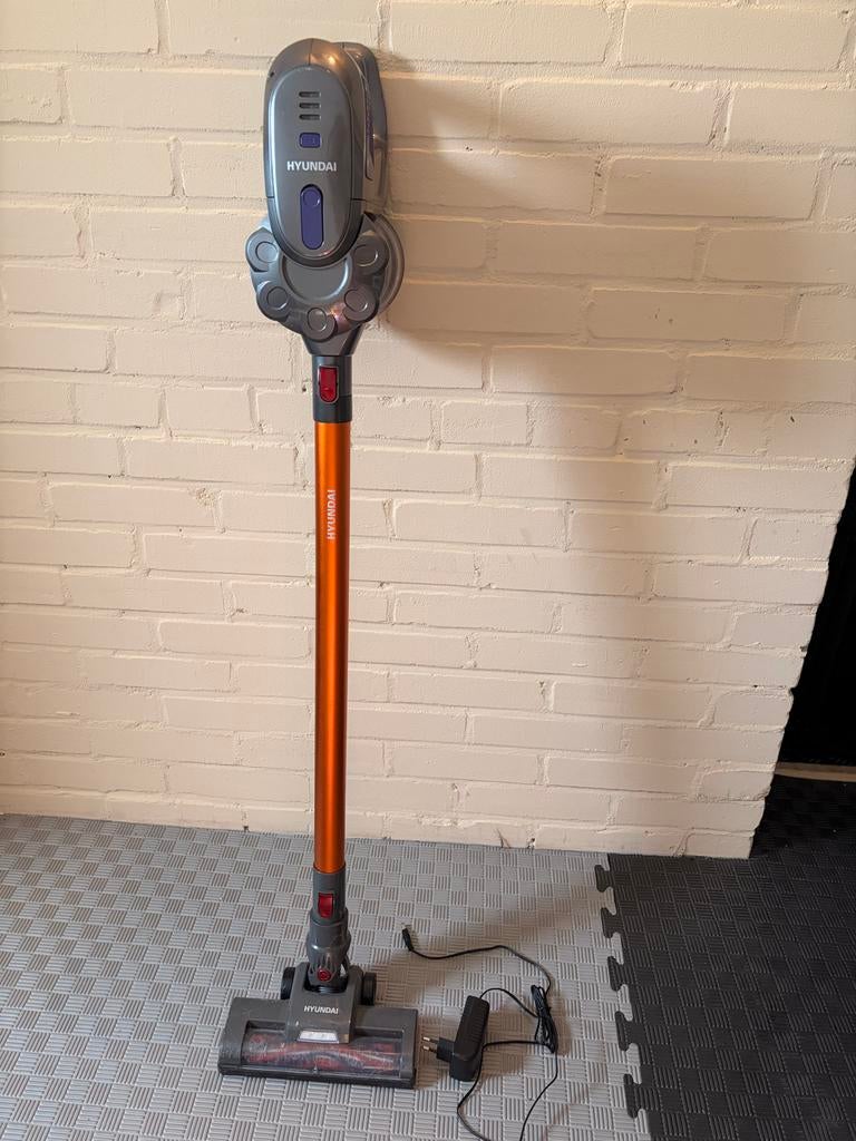 Hyundai draadloze handstofzuiger - Zo goed als nieuw, Ophalen, Zo goed als nieuw, Kruimeldief