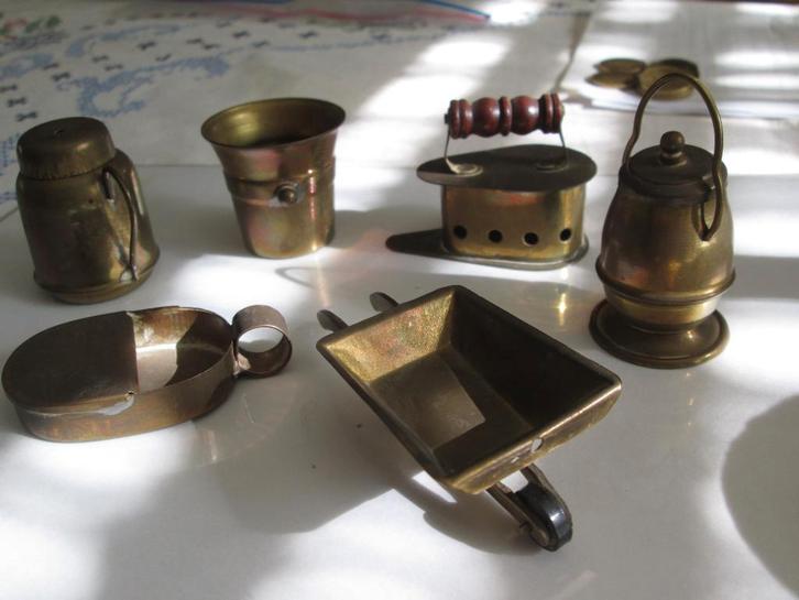 6 diverse miniaturen koper letterbak, strijkijzer, kruiwagen, Antiek en Kunst, Antiek | Koper en Brons, Koper, Ophalen of Verzenden