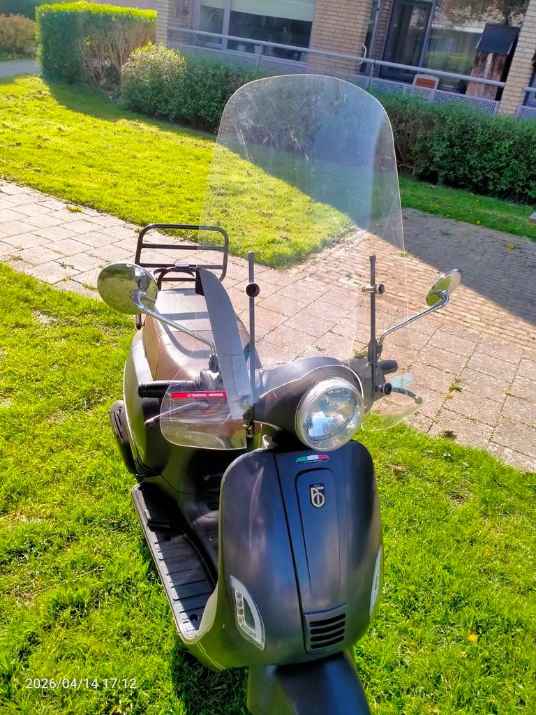 Scooter BTC Riva Sport geel kenteken!!, Fietsen en Brommers, Brommeronderdelen | Scooters, Ophalen, Gebruikt, Carburateur, Overige merken