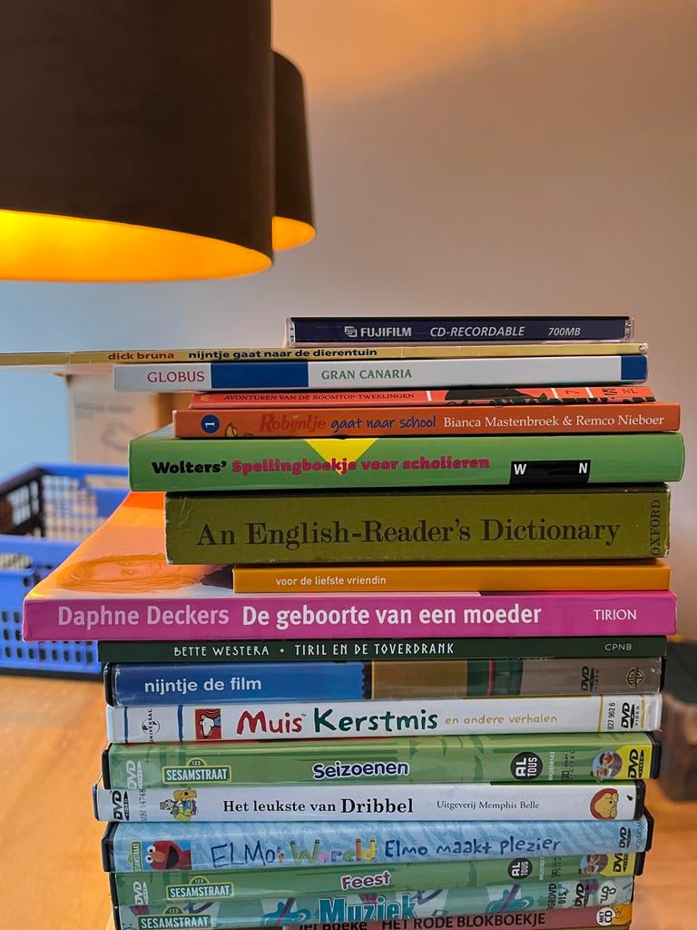 Grote stapel kinderboeken, Boeken, Ophalen, Gelezen, Fictie algemeen