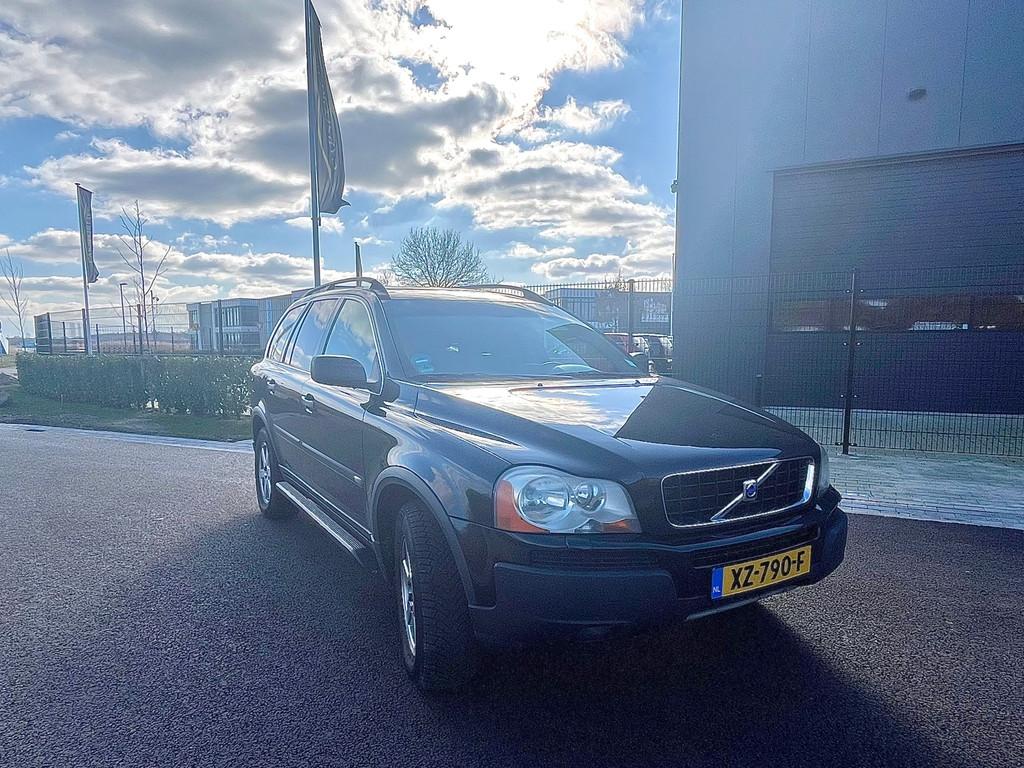 Volvo XC90 2.5 T Elan, Auto's, Volvo, XC90, Gebruikt, Zwart, 7 stoelen