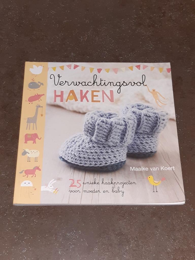 Verwachtingsvol haken baby M. Van Koert, Boeken, Ophalen of Verzenden, Zo goed als nieuw, Breien en Haken