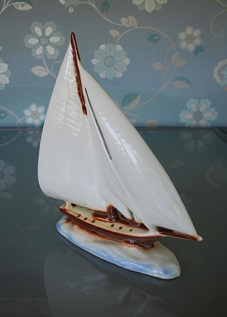 Zeilboot 1935 van Beeldhouwer Ditmar Urbach, Antiek en Kunst, Ophalen of Verzenden