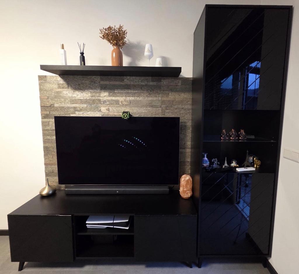 Tv kast + hoge kast te koop., Ophalen, 100 tot 150 cm, Zo goed als nieuw, Met deur(en)