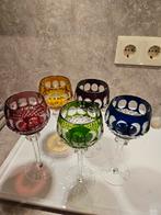 Set van 5 hoge, zware, wijnglazen. Gekleurd., Ophalen, Zo goed als nieuw, Overige typen