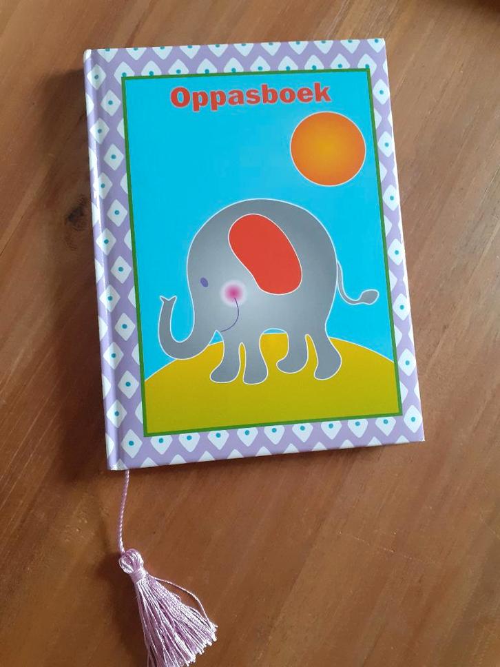 Oppas Boek. Nieuw, Boeken, Overige Boeken, Nieuw, Ophalen of Verzenden
