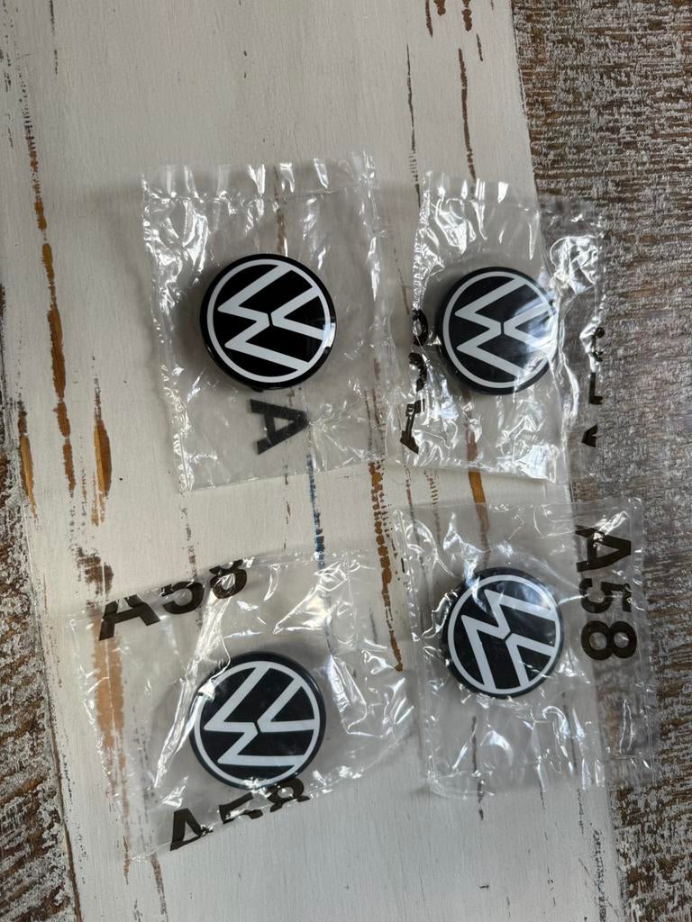 Nieuwe set  4 originele Volkswagen naafdoppen, Ophalen of Verzenden, Zo goed als nieuw