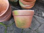 Terracotta pot 30wijd 22hoog Italiaans mooi patina Miekje, Ophalen, ., Rond, .