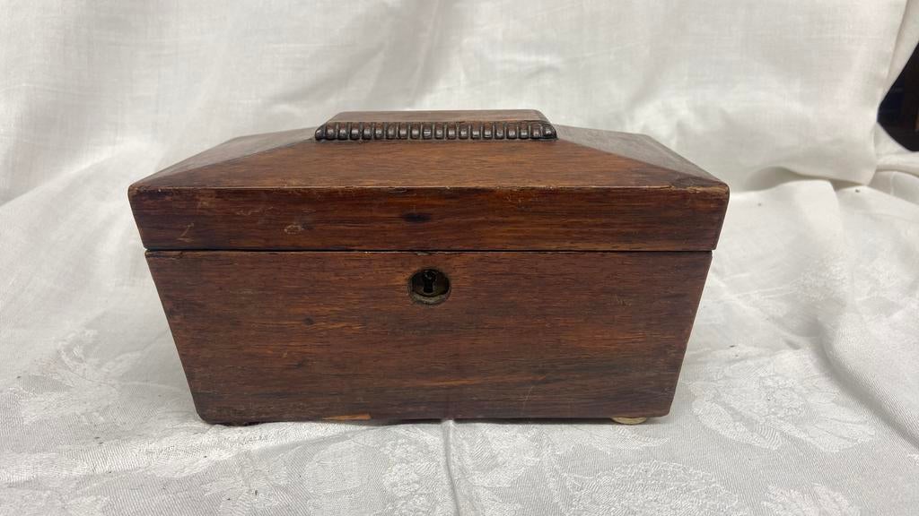 Antieke theebus sarcofaagvorm, Antiek en Kunst, Antiek | Overige Antiek, Ophalen of Verzenden