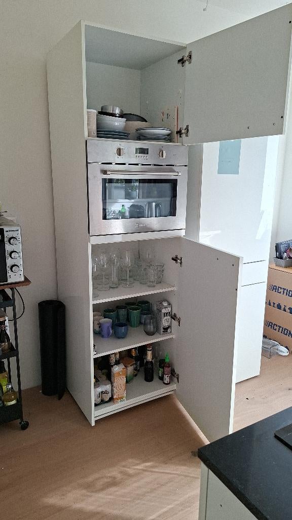 Keukenkast en inbouw oven magnetron, Ophalen, Gebruikt, 200 cm of meer, Wit