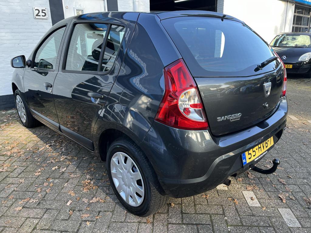 Dacia Sandero 1.4 Ambiance /Airco/5 drs/Trekhaak, Auto's, Dacia, Voorwielaandrijving, Stof, 1011 kg, 4 cilinders
