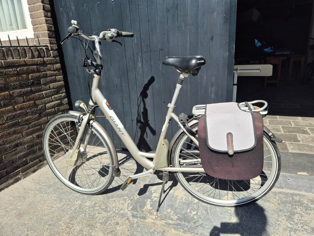 Giant twist elektrische fiets - Gebruikt accu's werken niet, Fietsen en Brommers, Elektrische fietsen, 51 tot 55 cm, Ophalen, Gebruikt