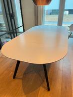 Boconcept Eettafel - Uitschuifbaar 120x120 tot 220 cm, Gebruikt, 100 tot 150 cm, 200 cm of meer, Ophalen of Verzenden