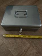 Geld kistje met euro indeling., Verzamelen, Spaarpotten, Ophalen of Verzenden, Zo goed als nieuw, Metaal of Blik, Overige thema's