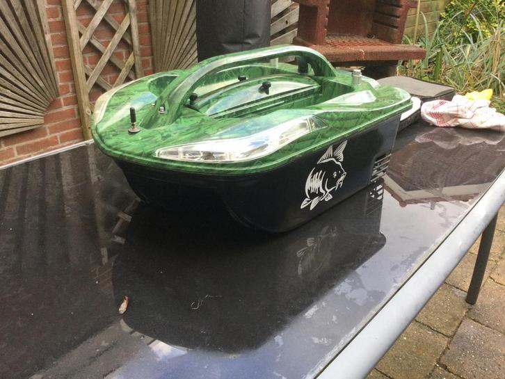 Poseidon met gps en autopilot en fissfinder, Watersport en Boten, Hengelsport | Karpervissen, Zo goed als nieuw, Overige typen