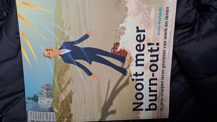 Anita Roelands - Nooit meer burnout, Boeken, Psychologie, Zo goed als nieuw, Ophalen of Verzenden