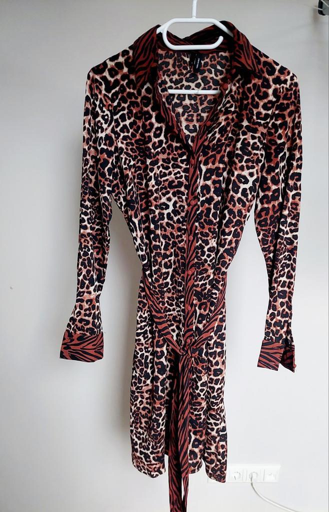 Prachtige bruin zwarte jurk Vero Moda Jurk Maat S, Kleding | Dames, Jurken, Nieuw, Maat 36 (S), Bruin, Knielengte, Ophalen of Verzenden