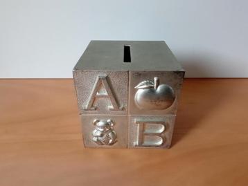 Verzilverde spaarpot / silver plated moneybox ABC (English) beschikbaar voor biedingen