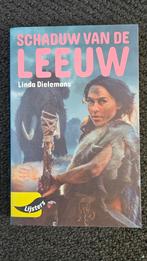 Schaduw van de leeuw - Linda Dielemans, Ophalen of Verzenden, Zo goed als nieuw, Dielemans