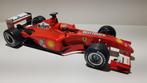 F1 Ferrari F2001 Michael Schumacher Marlboro Livery 1/18, Ophalen of Verzenden, Zo goed als nieuw, Auto, Hot Wheels