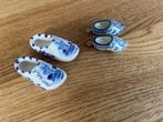 2 paar hele kleine Delfts blauwe klompjes, Verzamelen, Beelden en Beeldjes, Ophalen of Verzenden, Zo goed als nieuw, Mens