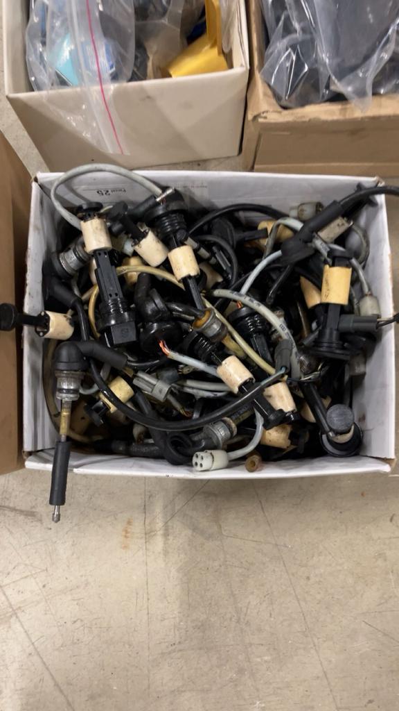 Zip type 1 2 3 fastrider olie benzine tank sensor stekker, Motoren, Tuning en Styling, Ophalen of Verzenden