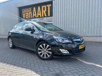 Opel Astra 1.7 CDTi S/S Cosmo | AIRCO | SCHERM | beschikbaar voor biedingen