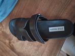 Steve Madden slippers maat 40, Kleding | Dames, Schoenen, Ophalen of Verzenden, Zo goed als nieuw, Zwart